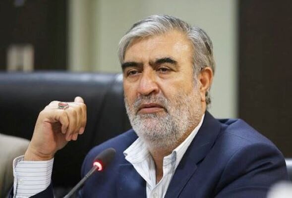 پیشنهاد رئیس کمیسیون امنیت ملی مجلس برای حل مشکلات معیشتی؛ از ظرفیت «تهاتر» با همسایگان استفاده کنیم