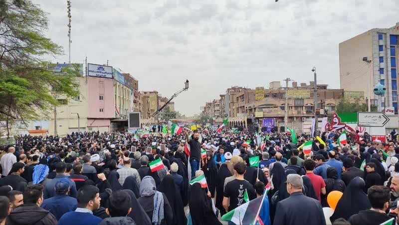 جلوهگری اتحاد اقوام در فجر انقلاب؛ اهواز تمامقد به میدان آمد جلوهگری اتحاد اقوام در فجر انقلاب؛ اهواز تمامقد به میدان آمد